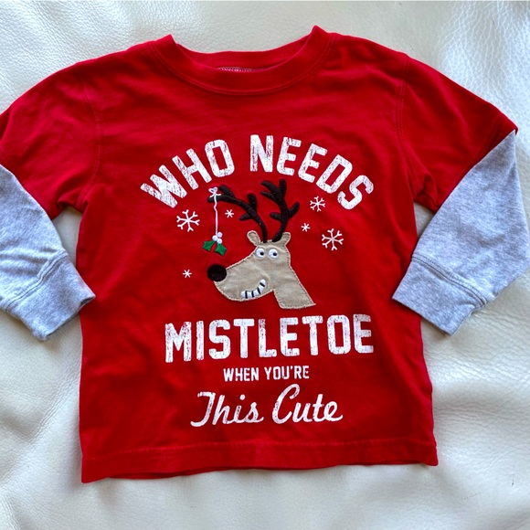 💥4/$20💥2T Reindeer Who Needs Mistletoe When You're This Cute Christmas T-Shirt - Picture 2 of 7